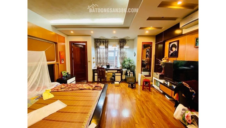 Vạn Phúc Hà Đông, nhà 5 tầng đẹp lung linh, thoáng sáng rực rỡ, ô tô đỗ cửa, 45m2, 11.5 tỷ